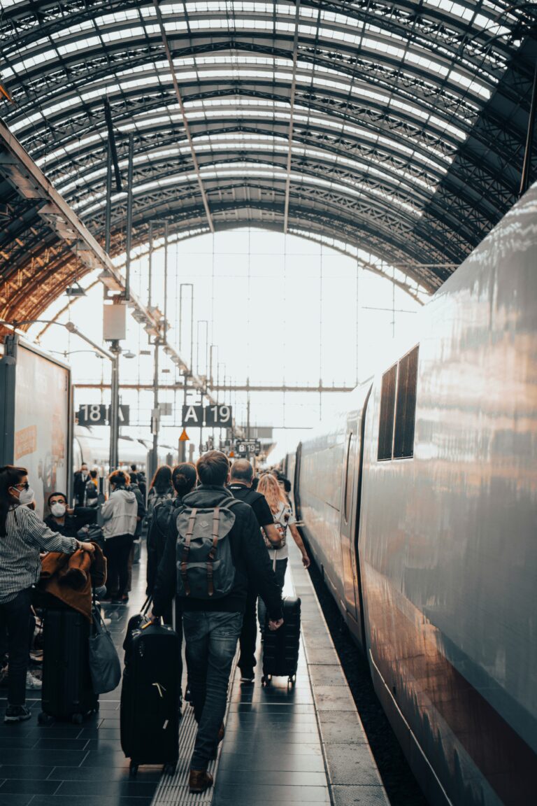 Read more about the article Travel and respiratory viruses: why adults get more colds/flu after flights or holiday”