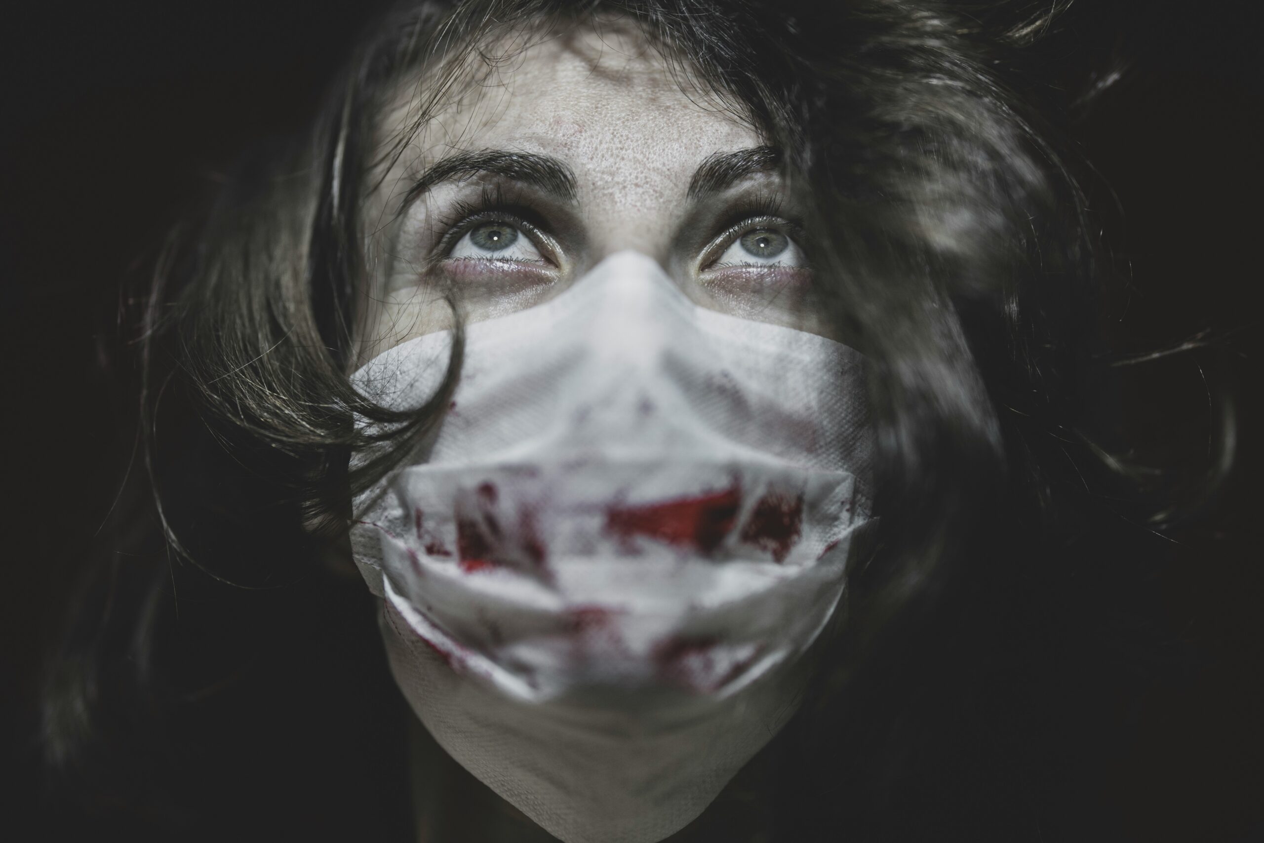 Read more about the article Why Coughs Are Worse in Winter: Climate Differences Between Europe and North America