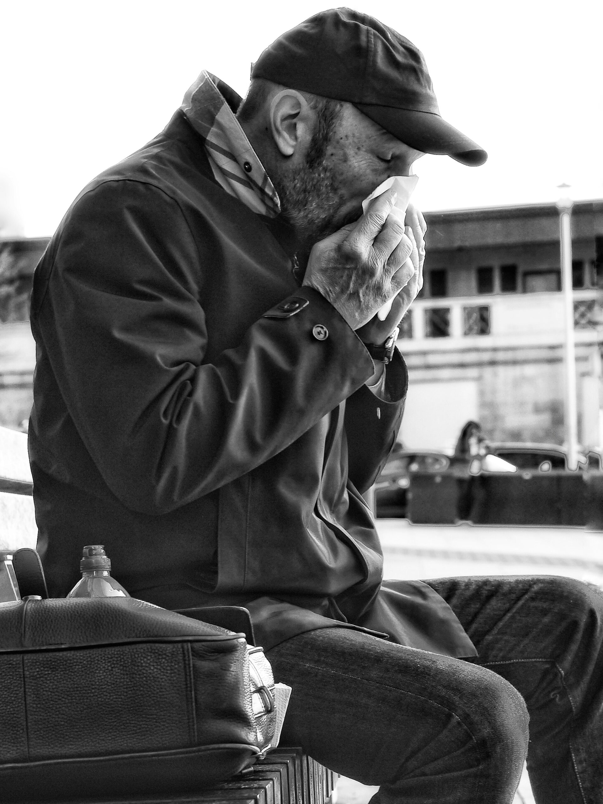 Read more about the article Is Honey Better Than Cough Syrup? What Science Says”