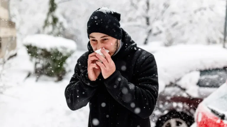 Read more about the article Is it normal for flu symptoms to get worse when breathing cold air outdoors?