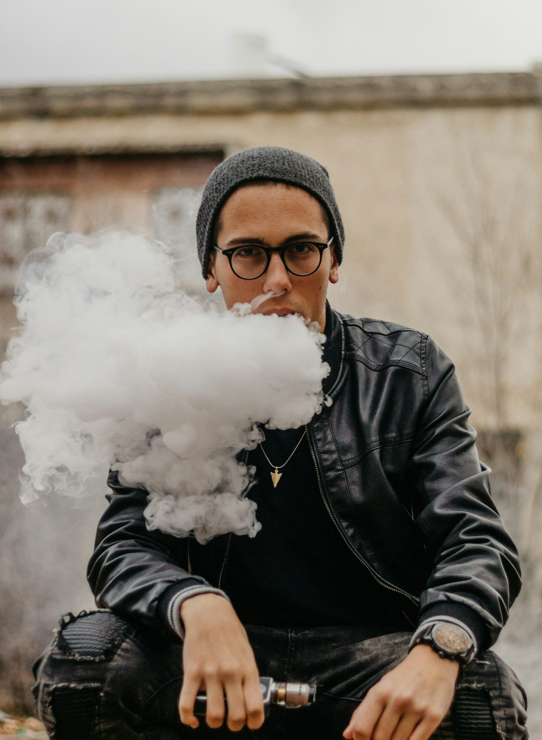 Read more about the article Is Vaping a Gateway to Traditional Tobacco in Switzerland?