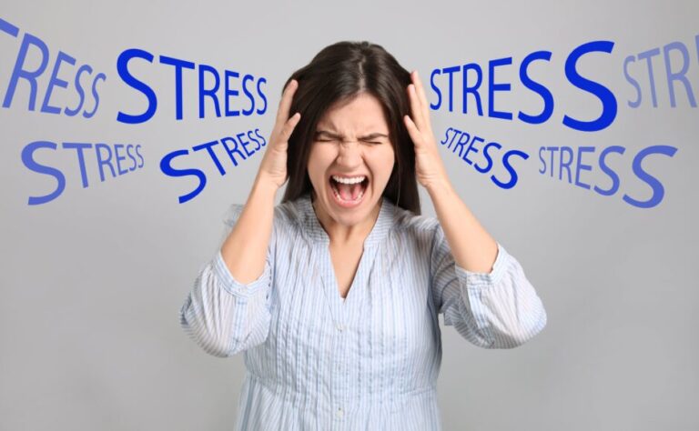 Read more about the article The Amygdala Hijack: Why Stress Makes You Dumb (and How to Reboot Your Brain for Clarity)