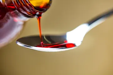 Read more about the article 7 Powerful Benefits of Codeine for Cough & Pain: The Ultimate Dual-Action Syrup Guide