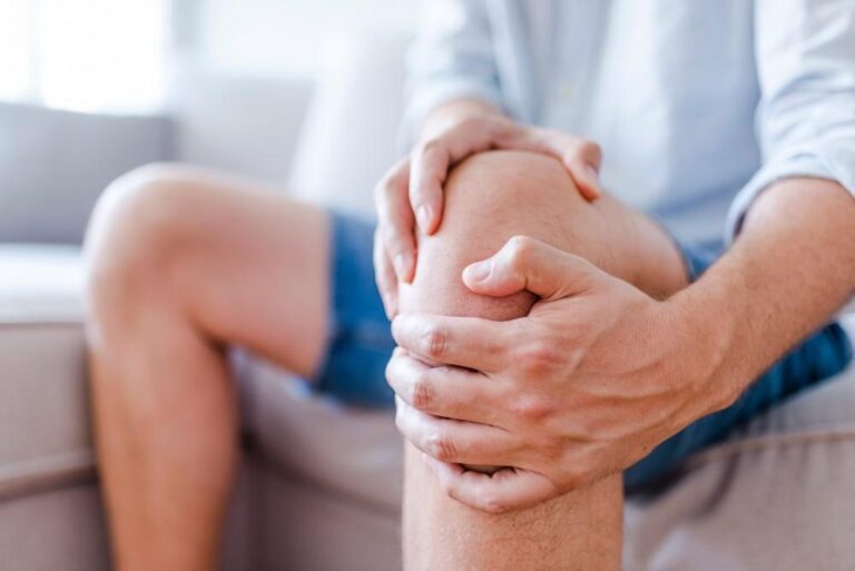 Read more about the article Unlock Joint Relief Mid-Panic: Proven Hacks for When Attacks Hit Your Mobility