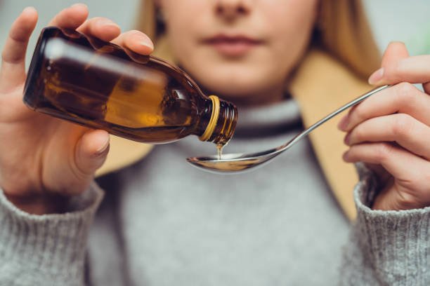 Read more about the article The Irish Pharmacist’s Guide to Dry vs. Chesty Cough Syrups