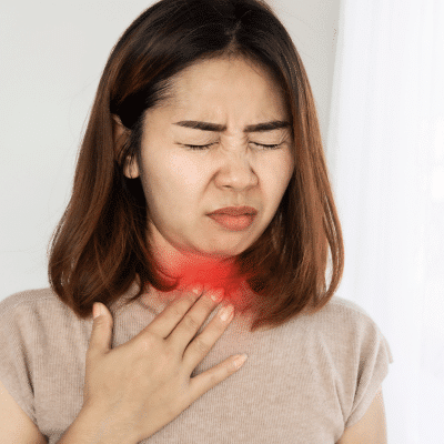 Read more about the article 10 Common Causes of Throat Irritation You Shouldn’t Ignore